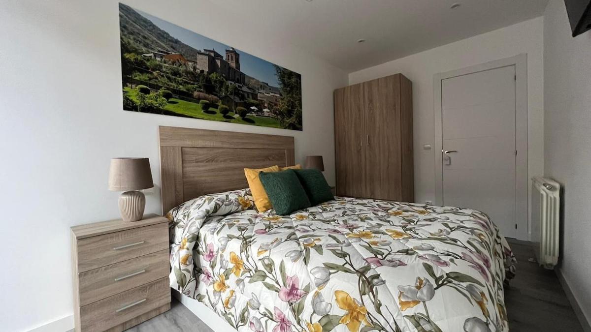 Apartamento Nuevo Casco Antiguo Apartment Ponferrada Luaran gambar